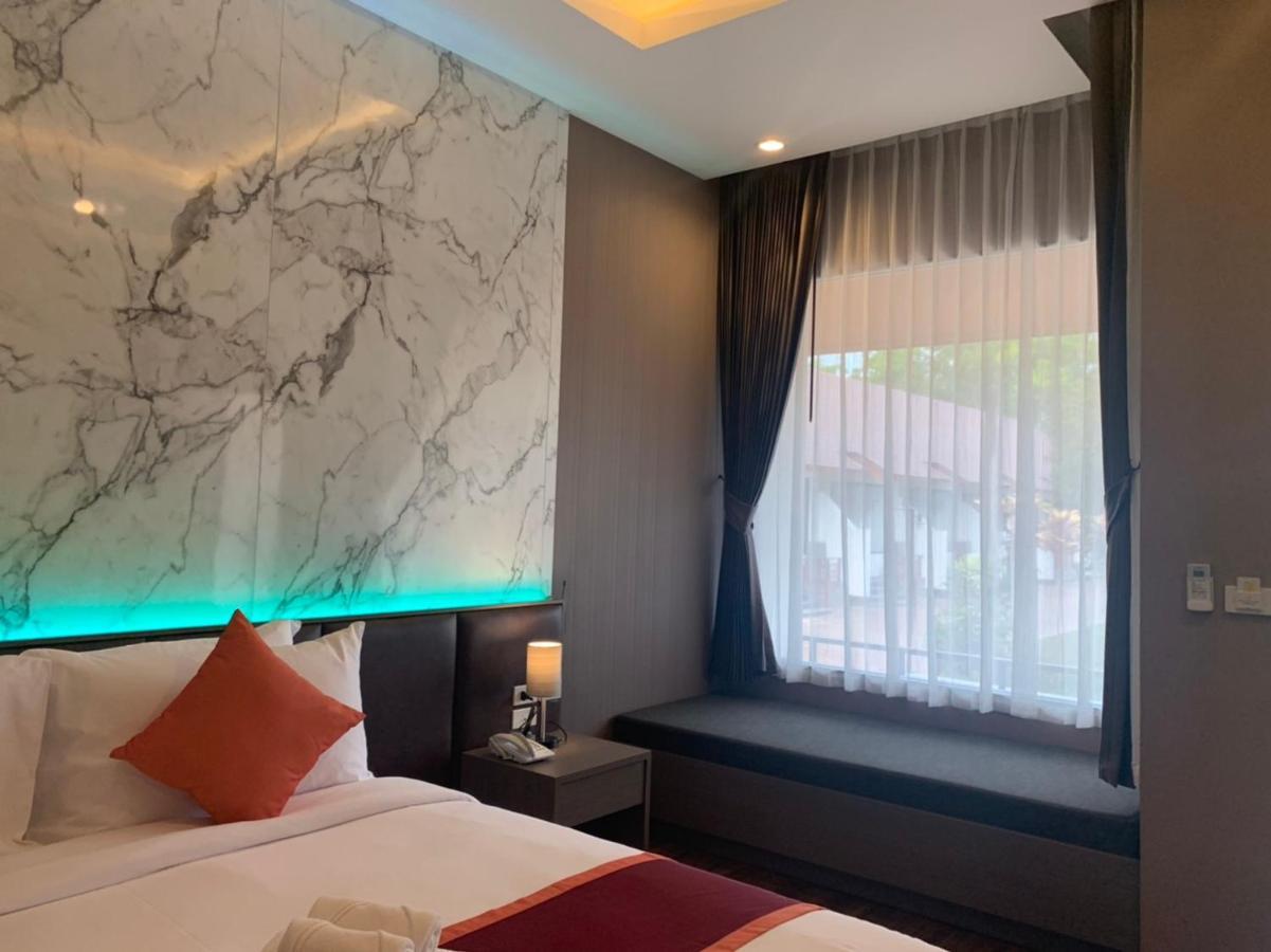 Rnana Grand Hotel Панг Нга Екстериор снимка