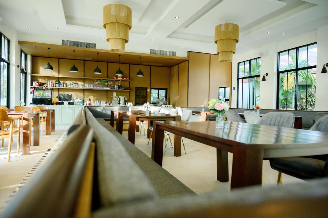 Rnana Grand Hotel Панг Нга Екстериор снимка